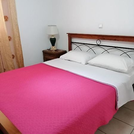 Philoxenia Holiday Home Pappadhianika Екстер'єр фото